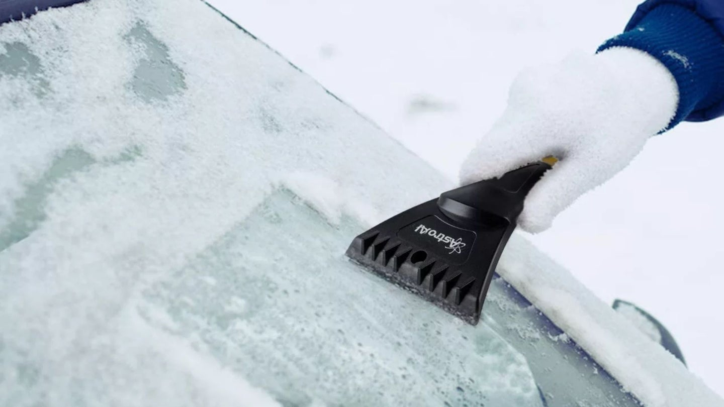 最佳刮冰器:雪和冰挡风玻璃清除解决方案