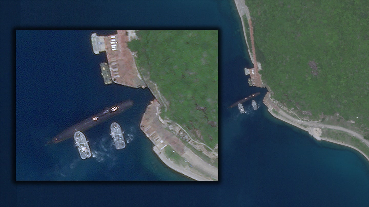 图片显示中国潜艇进入南海基地的神秘洞穴设施