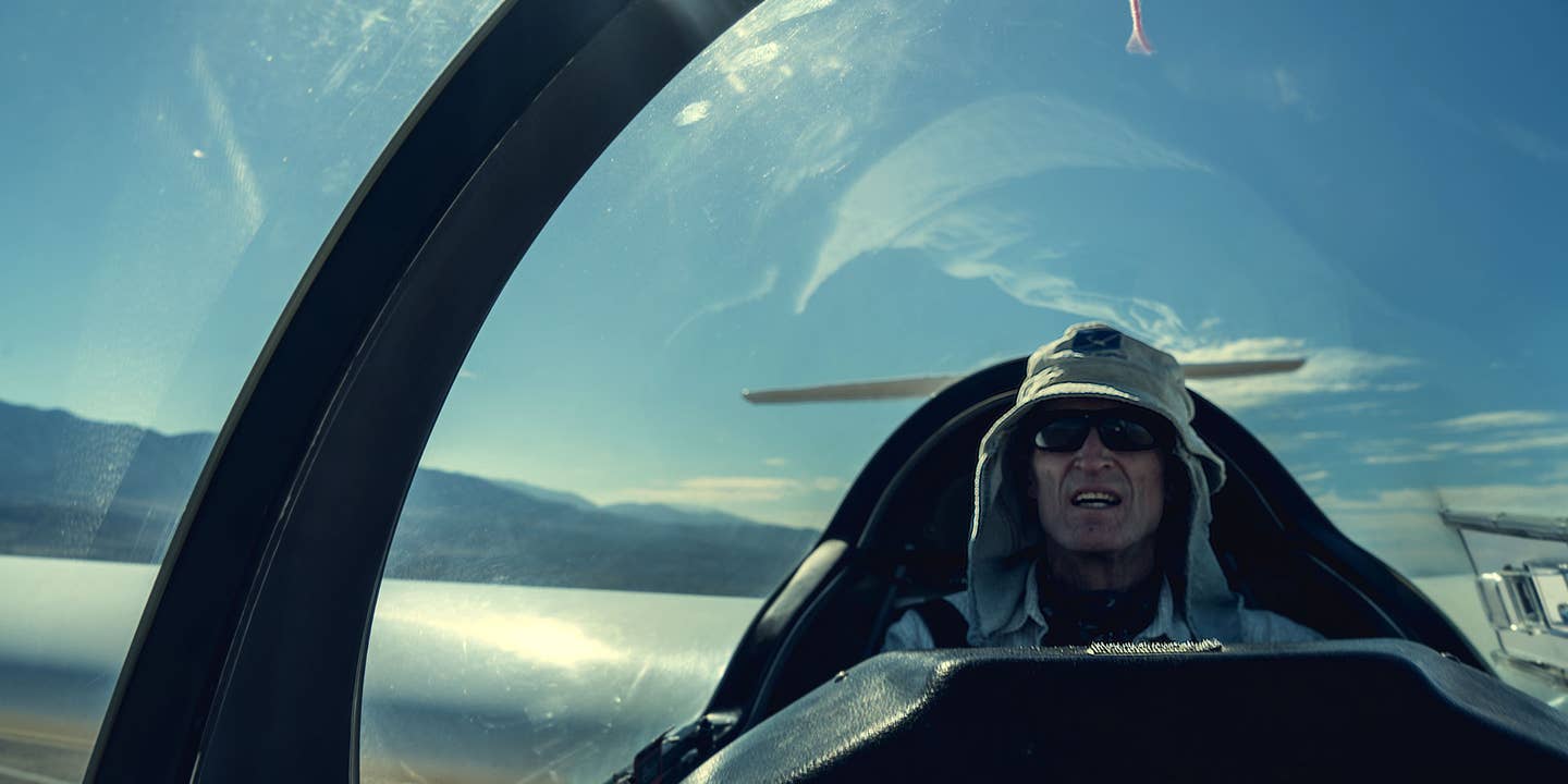 与莫哈韦沙漠的滑翔大师一起学习翱翔