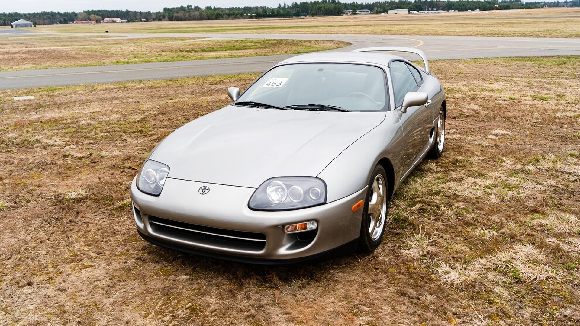 1998年，被警察查获的丰田Supra以26.5万美元的价格拍卖