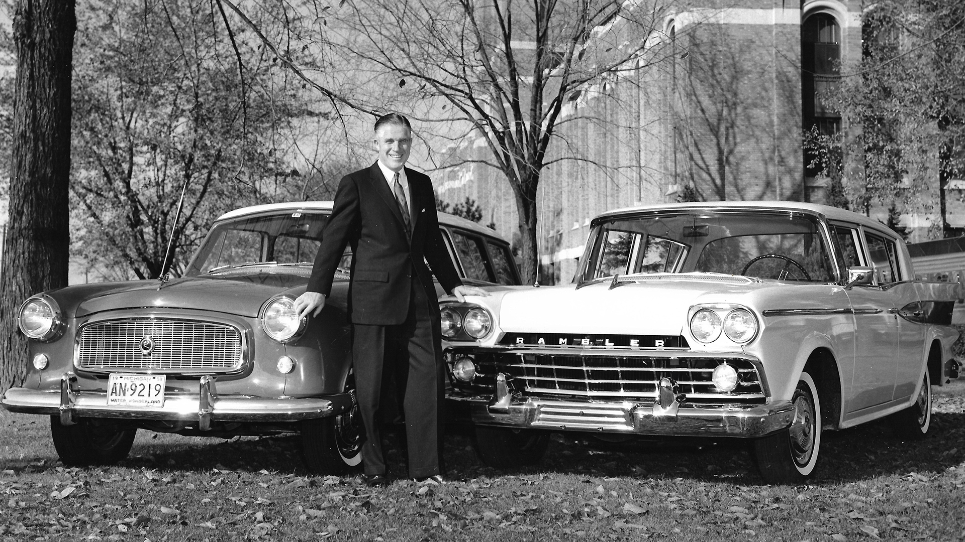 米特·罗姆尼的父亲如何说服美国人给紧凑型汽车一个机会