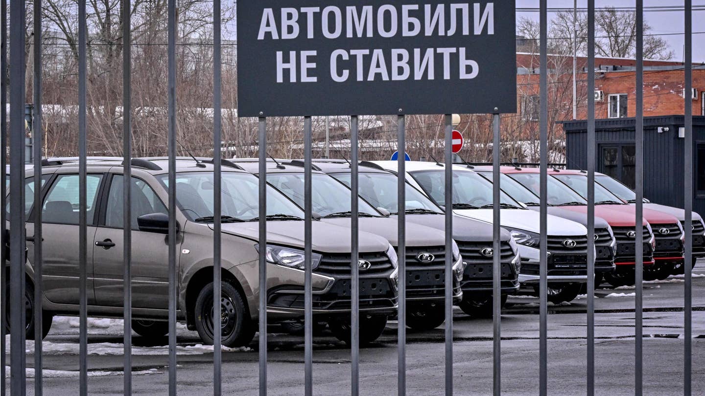 令人震惊的是:俄罗斯与乌克兰的战争在5月份让俄罗斯的汽车工业损失了96%