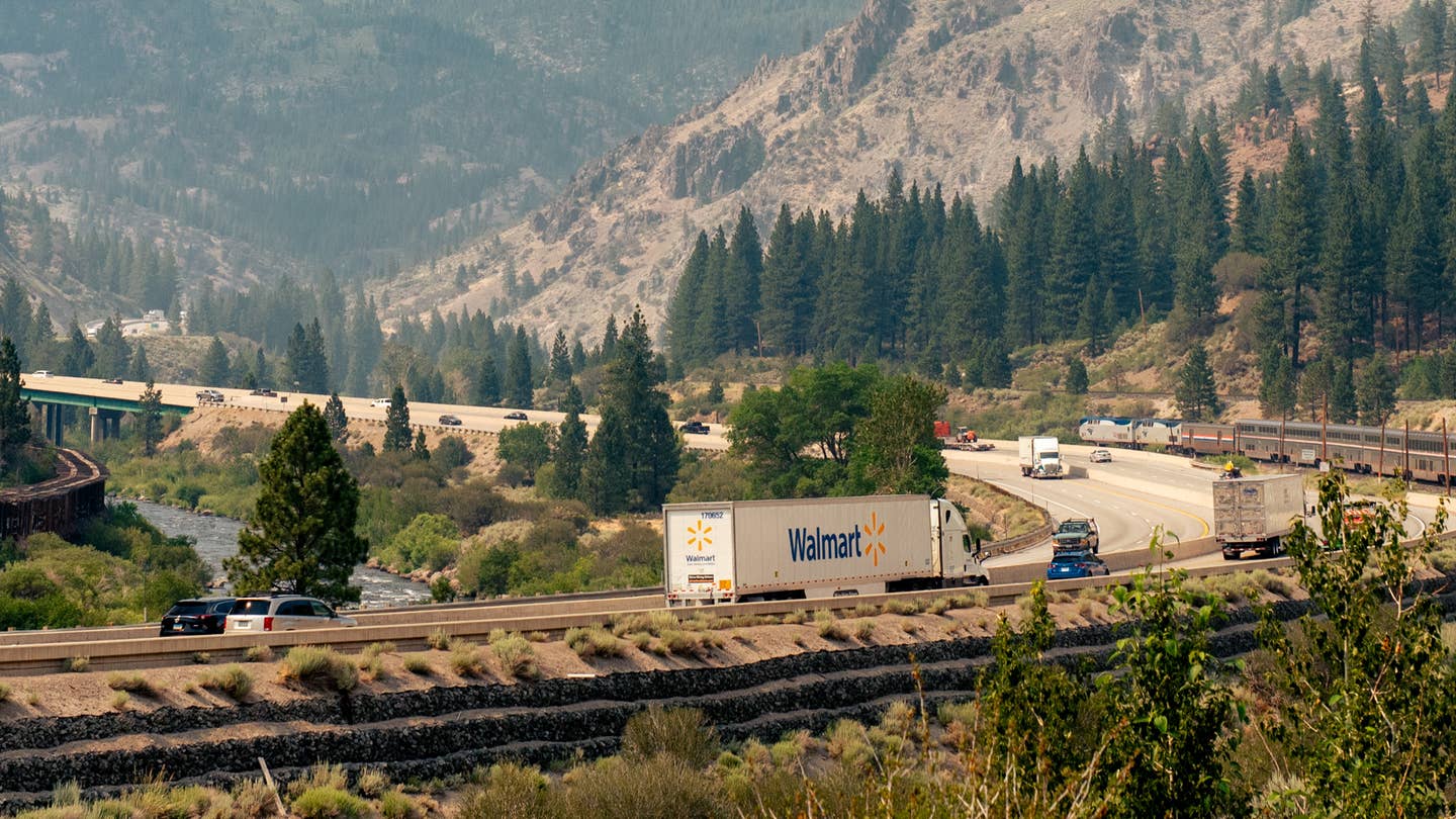 美国环保署可能会加大对重型卡车排放的打击力度