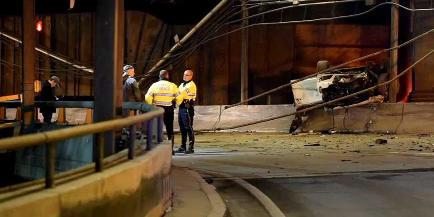 一名男子在波士顿车祸中丧生，他的奥迪A8在空中撞到隧道顶部