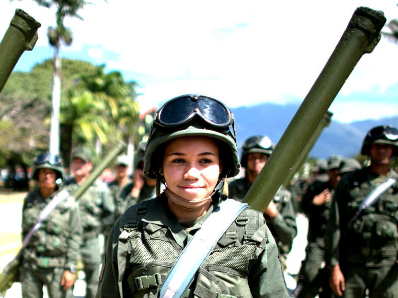 委内瑞拉肩扛式导弹有可能进入黑市