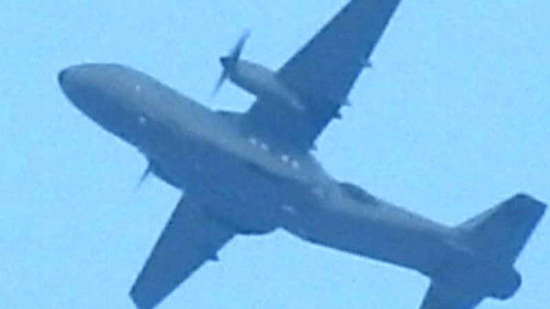 据报道，在西雅图上空发现的美国空军间谍飞机在叙利亚上空再次出现
