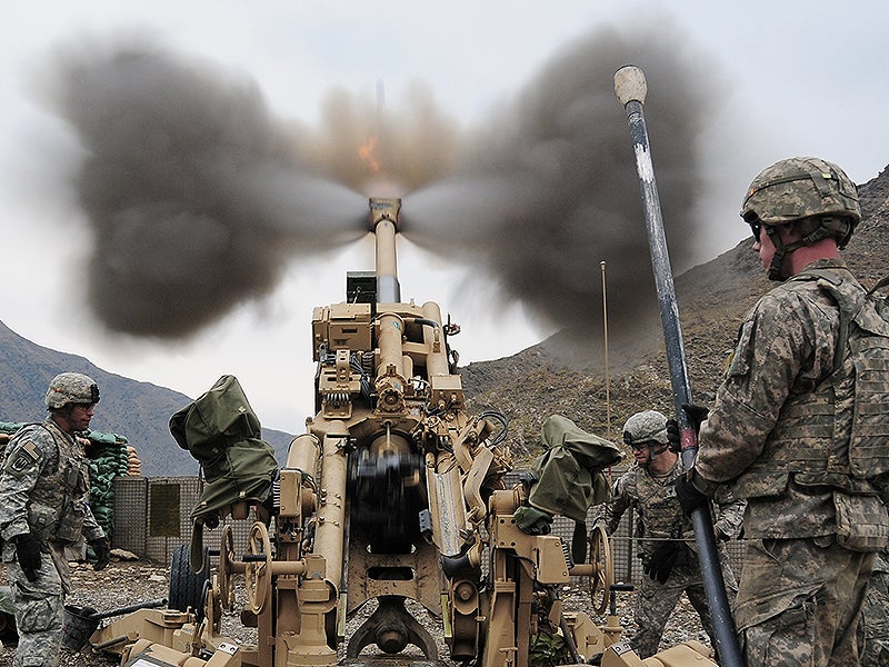 美国陆军用一门新大炮替换其105毫米和155毫米牵引榴弹炮