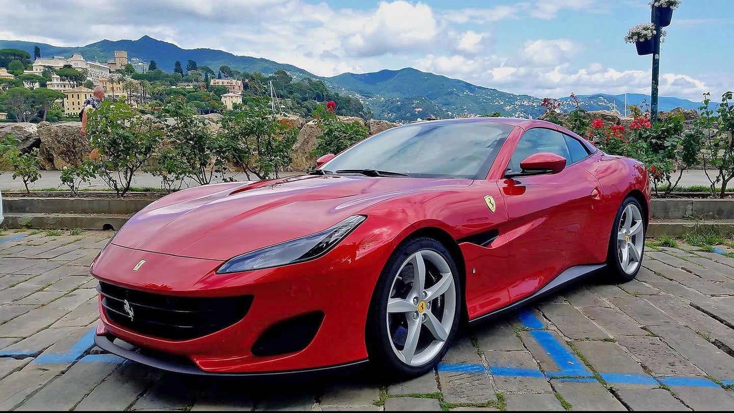 法拉利Portofino在Portofino:马拉内罗的Drop-Top GT在意大利公路之旅中证明了自己