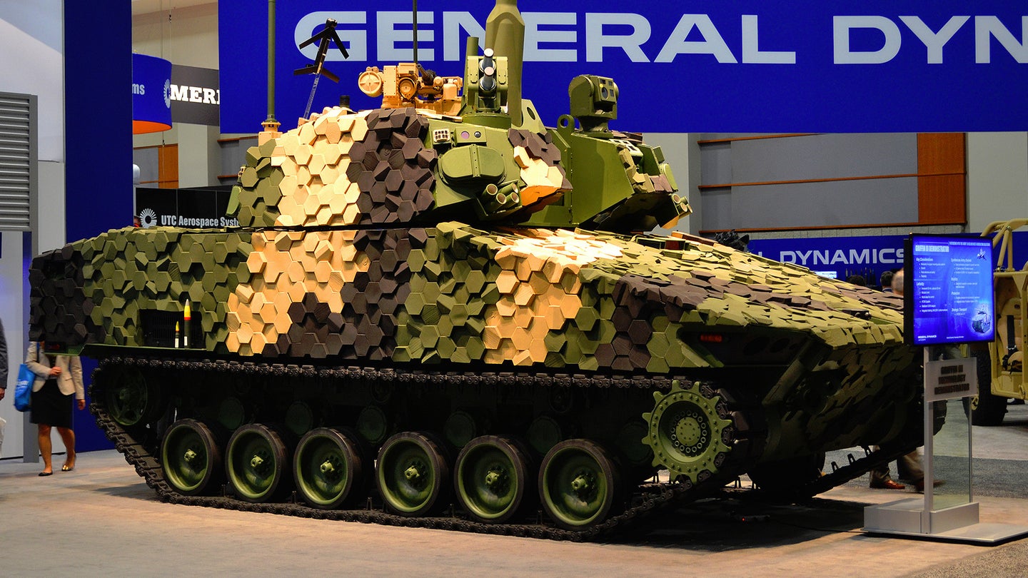 其中一种大型火炮装甲车可能会取代布雷德利战车
