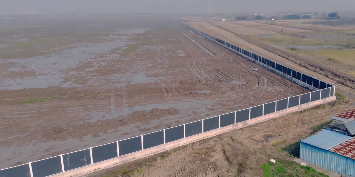 耗资数十亿美元的特斯拉第三超级工厂在中国开工