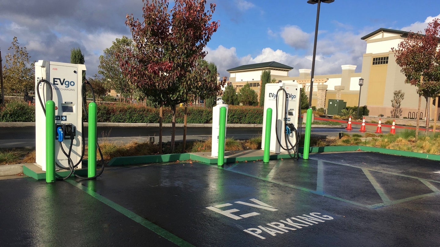 EVgo将在加州各地的雪佛龙加油站安装电动汽车充电器