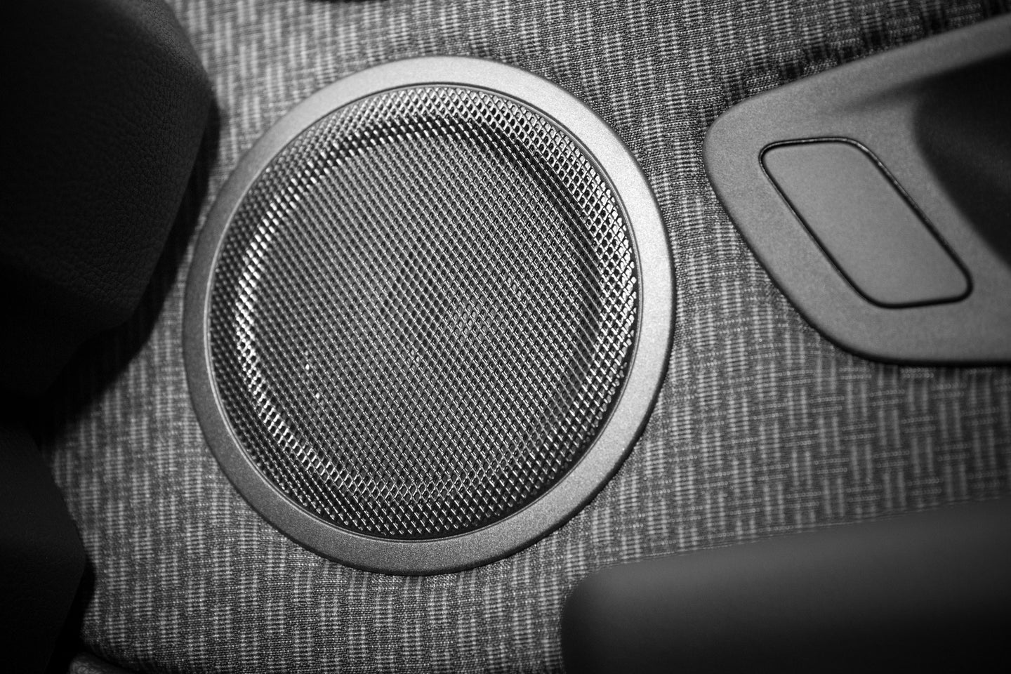最佳6.5英寸扬声器:升级汽车音响系统的最佳选择