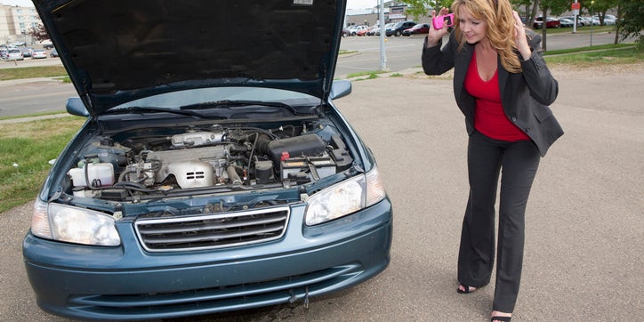 最好的散热器停止泄漏:保护你的引擎和保持你的车平稳运行