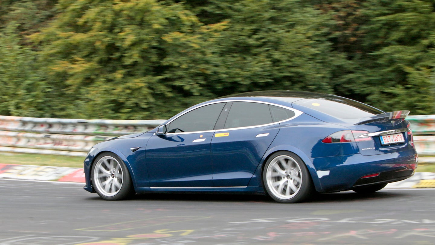 特斯拉Model S原型车在纽博格林的速度比保时捷泰康快30秒