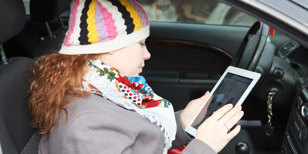最好的iPad支架:确保这个流行的设备在你的车的任何地方