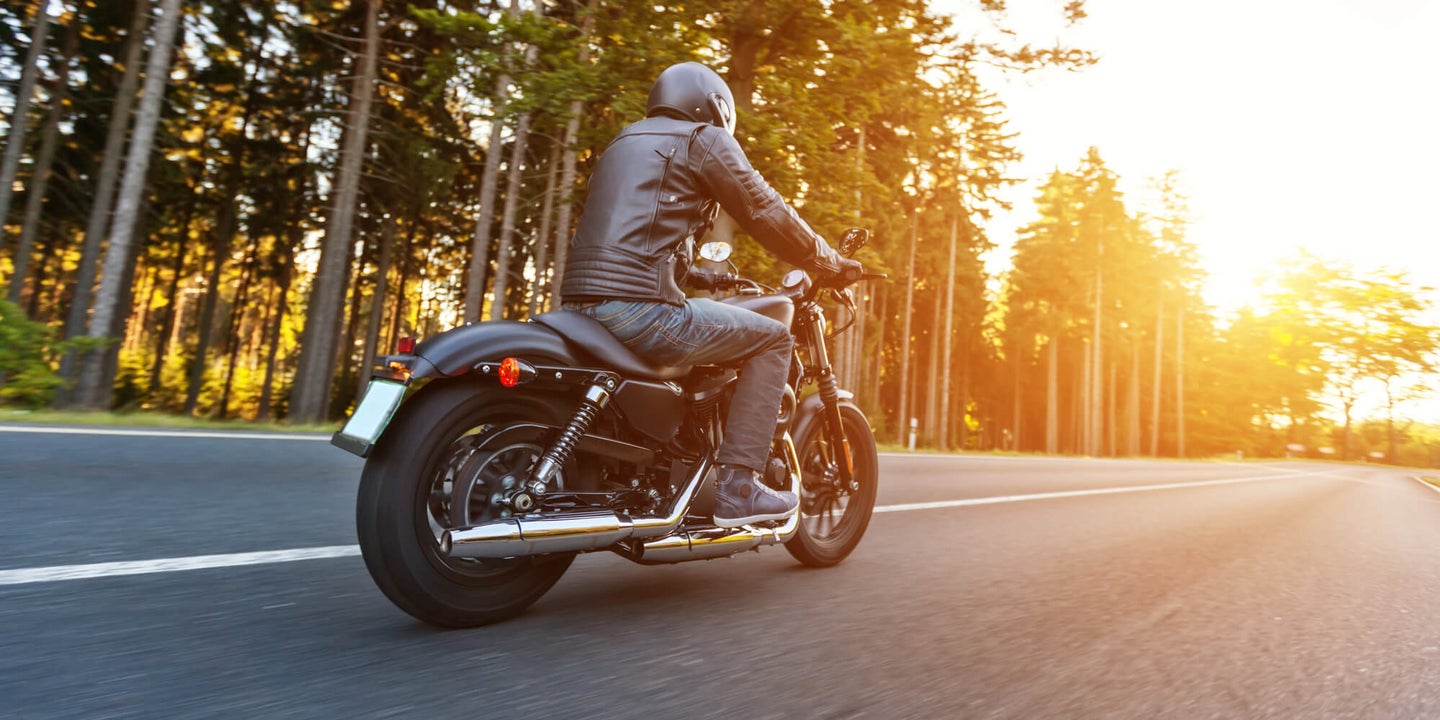 最佳摩托车TPMS:骑车时检查轮胎气压