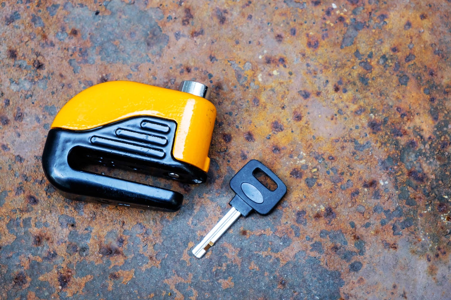 最好的光盘锁摩托车:一个可靠的方式，以确保您的车辆