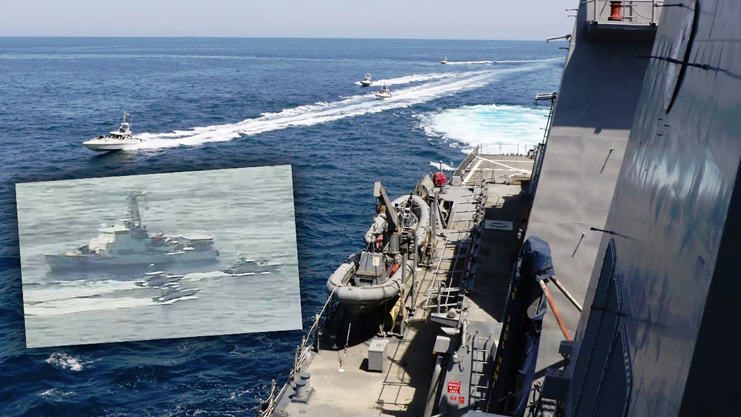 伊朗快艇群在波斯湾近距离骚扰美国海军舰艇