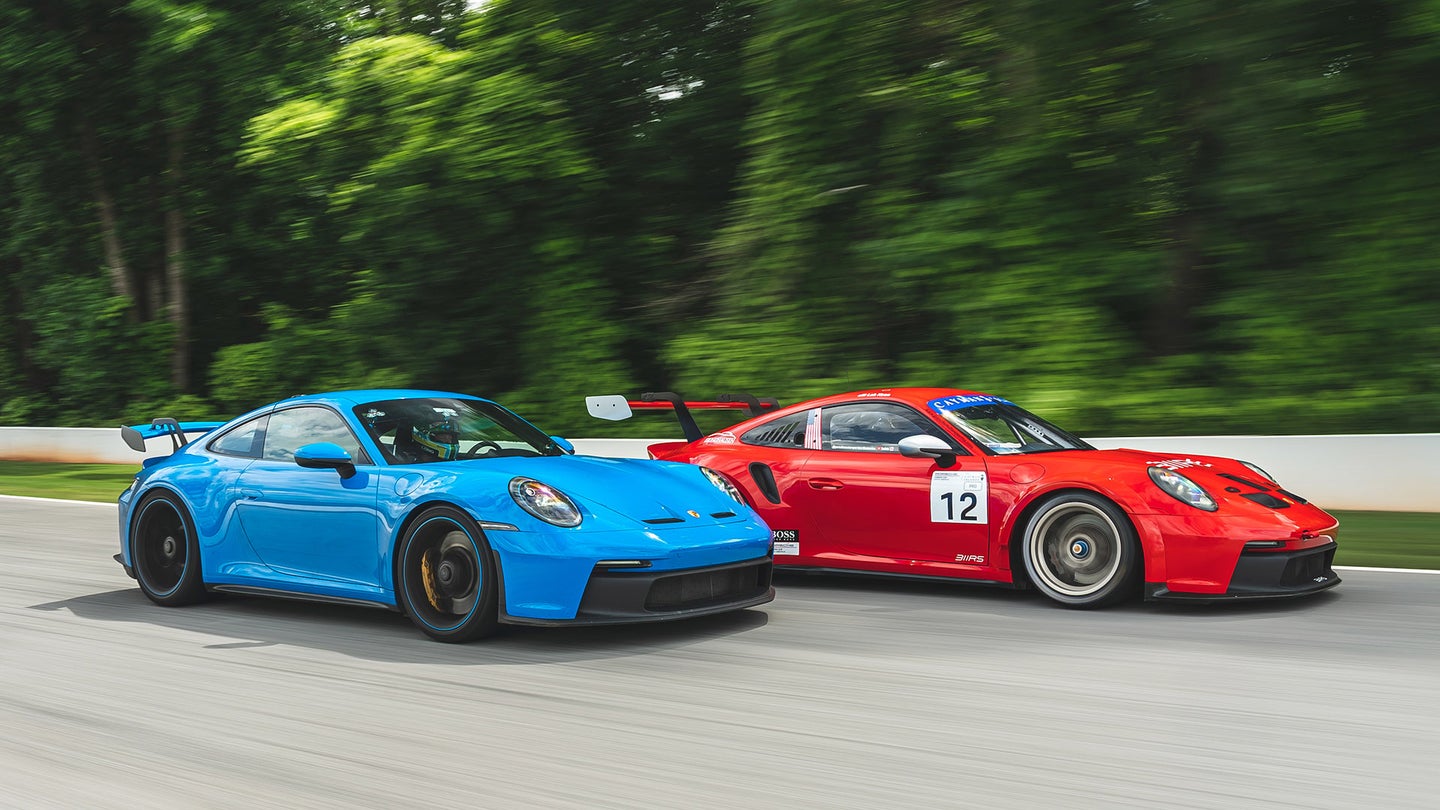 2022年保时捷911 GT3 vs 911 GT3杯赛车评:优中之优