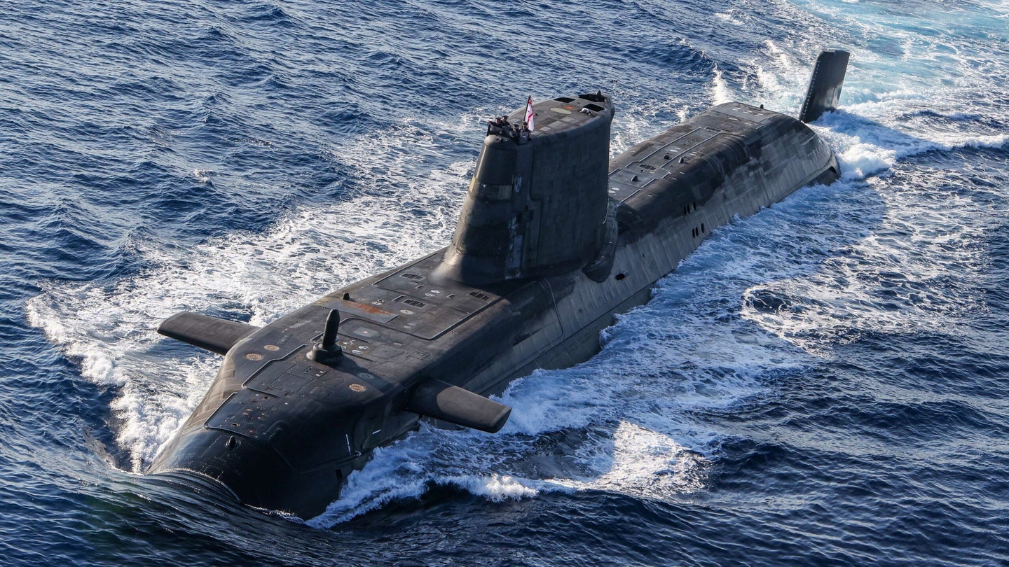 在澳大利亚表示寻求购买之后，英国开始建造一艘新的核潜艇