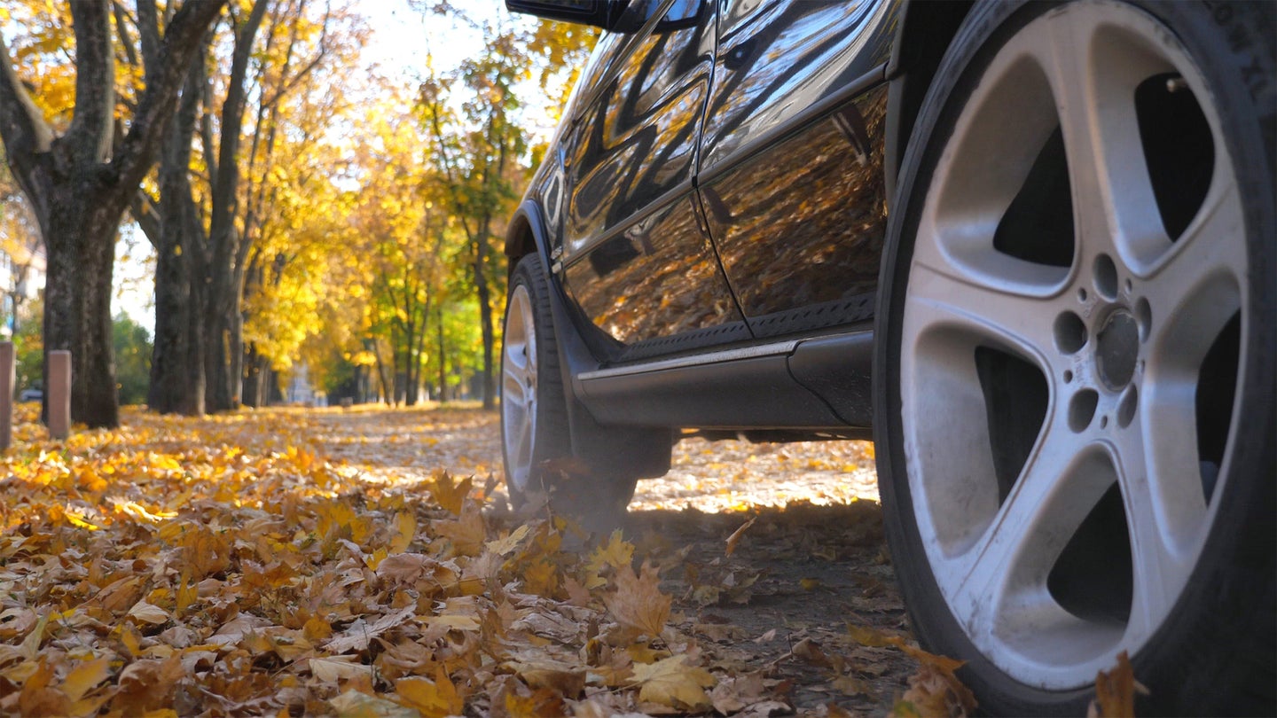 为你的汽车、卡车、摩托车和车库做好秋季和冬季驾驶的准备吧