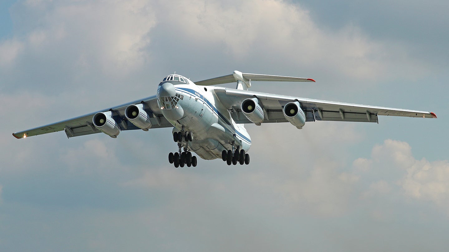 乌克兰声称击落了一架俄罗斯伊尔-76运输机(更新)