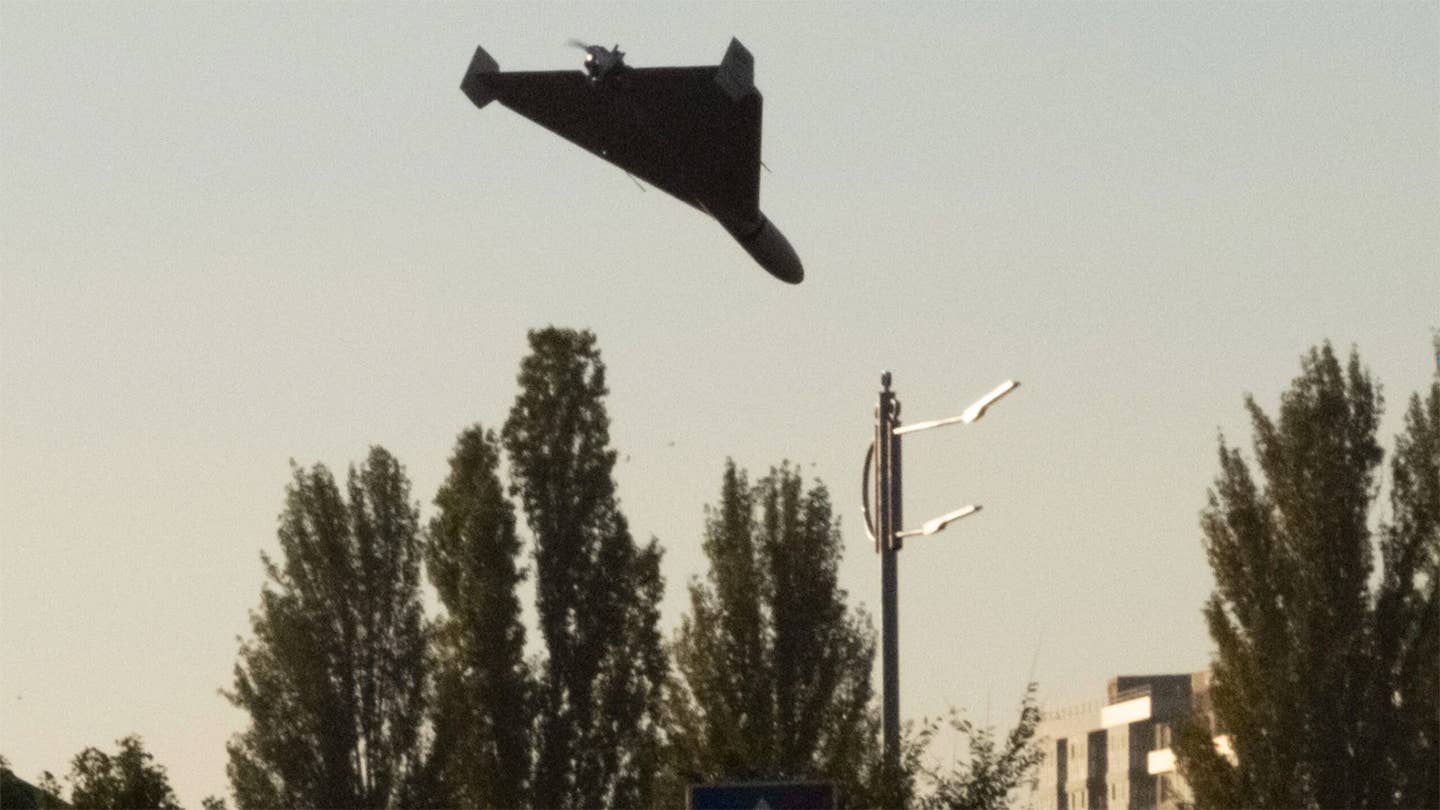 俄罗斯用伊朗“神风”无人机轰炸乌克兰