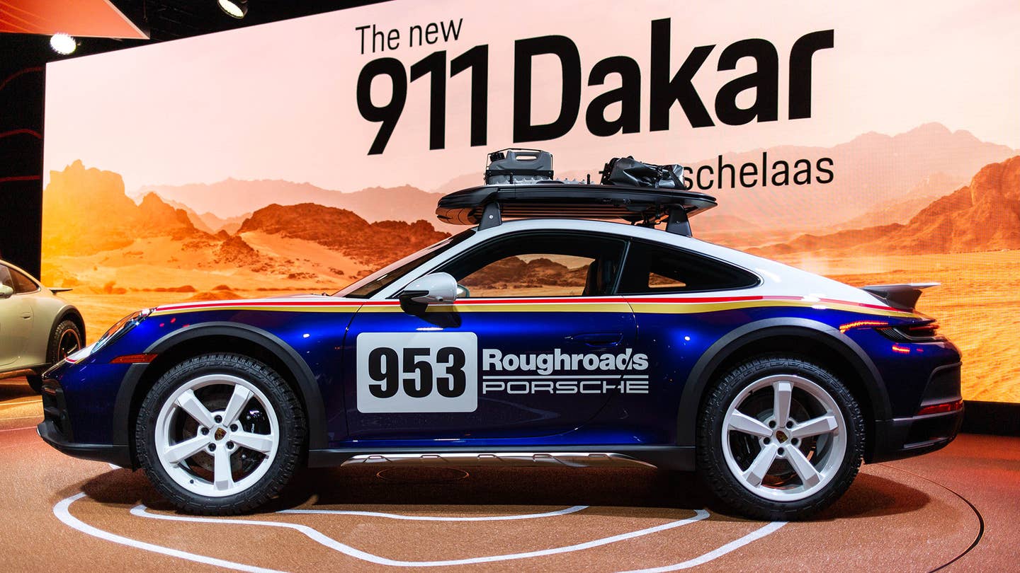 2023年保时捷911达喀尔获得经典罗斯曼颜色作为工厂选择