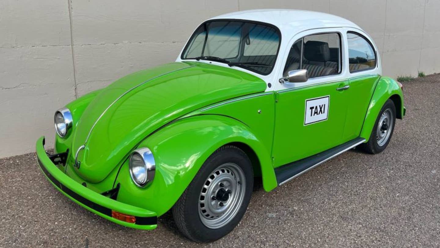 购买这个正宗的大众甲壳虫墨西哥城出租车12,500美元