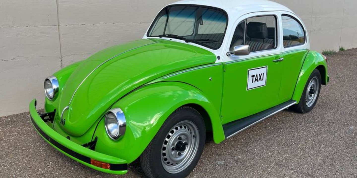 购买这个正宗的大众甲壳虫墨西哥城出租车12,500美元