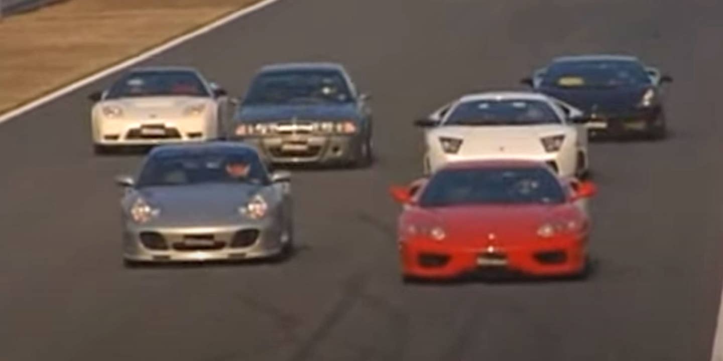 看一群2000年代中期梦想像现实生活中的Gran Turismo超级跑车比赛