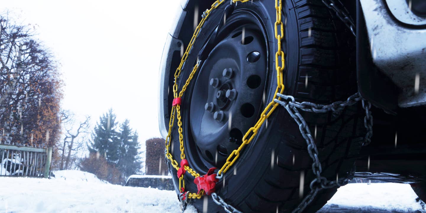 介绍轮胎链的雪