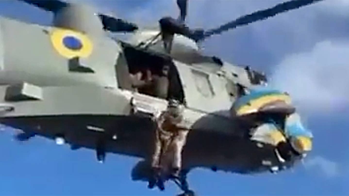 乌克兰局势报告:捐赠的海王直升机在黑海附近首次亮相